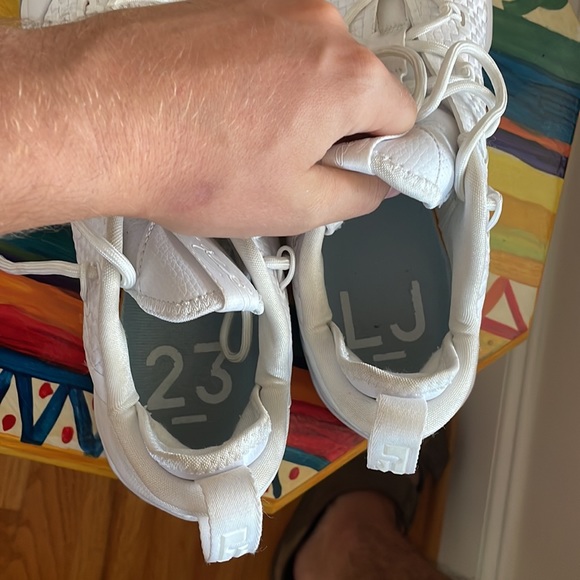 Lebron low size 11.5 ice white - Picture 6 of 6